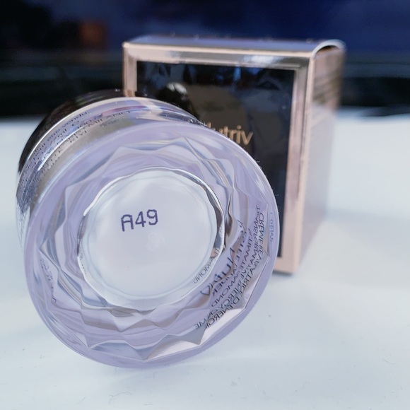 NIB estee lauder re nutriv ultimate diamond transformative energy creme 7ml - Picture 4 of 6